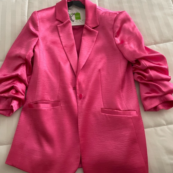 Cinq A Sept Satin Blazer size 2 - Picture 7 of 7